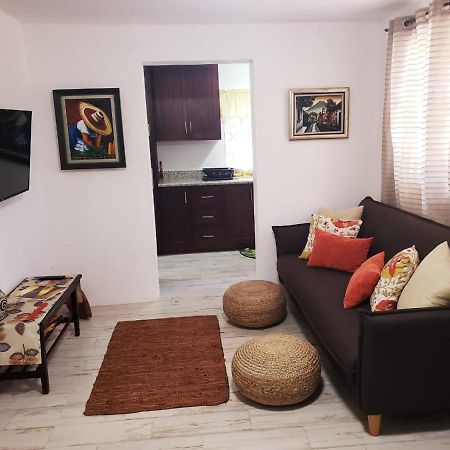 Hill Retreat - Kingston Otel Dış mekan fotoğraf